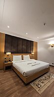HOTEL SHEMRON