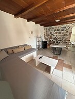 Lava suites