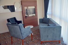 Grand Ramons Hotel