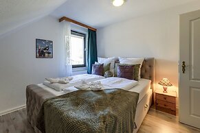 AMAYA Hotel & Suites