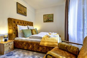 AMAYA Hotel & Suites