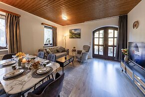 AMAYA Hotel & Suites
