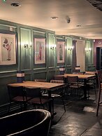 The Fox Hall Inn