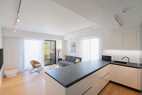 LIV Athinum 1 - Luxury Apartment 1A