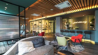Jalan Ceylonz Suites KL