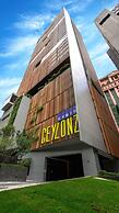 Jalan Ceylonz Suites KL