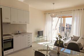 Phaedrus Living: Seaside Thalassa Cretan 202