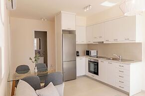 Phaedrus Living: Seaside Thalassa Cretan 202