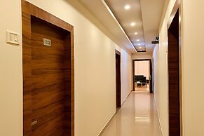 Hotel Yash Regency - Managed by JMD Group
