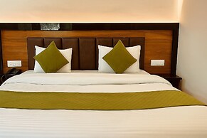 Hotel Yash Regency - Managed by JMD Group