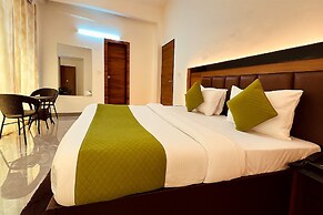 Hotel Yash Regency - Managed by JMD Group