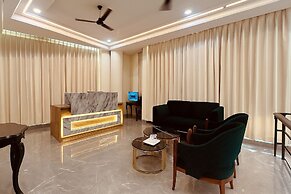 Hotel Yash Regency - Managed by JMD Group
