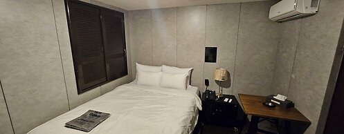 Billz Hotel Dongdaemoon