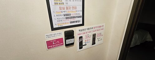 Billz Hotel Dongdaemoon