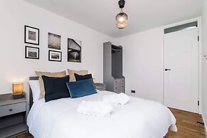2bedroom Apartment-free Parking