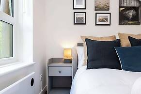 2bedroom Apartment-free Parking