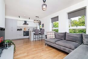 2bedroom Apartment-free Parking
