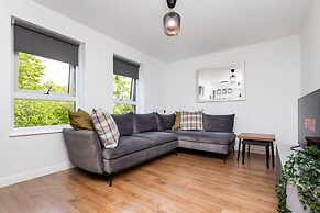 2bedroom Apartment-free Parking