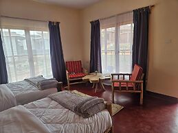 African Royal Villa and Campsite