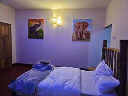 African Royal Villa and Campsite