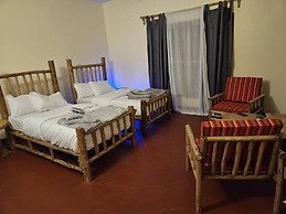 African Royal Villa and Campsite