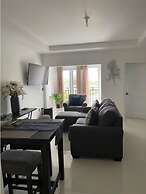 Modern Luxury 1BR Condo in Kingston