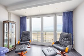 Studio on the 3rd Floor With Phenomenal sea View