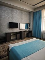 Baland Vatan Hotel