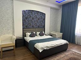 Baland Vatan Hotel