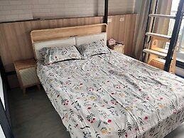 Daisy Light Hostel
