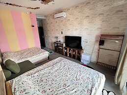 Daisy Light Hostel