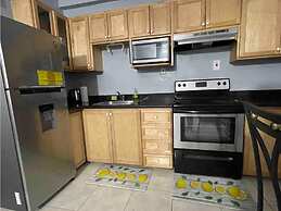 Modern Cozy 1BR Stay in New Kingston