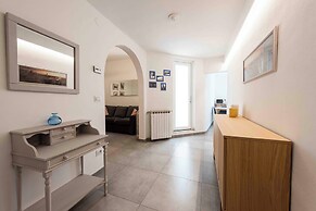 Brand new apartment in Florence by MMega