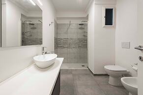 Brand new apartment in Florence by MMega