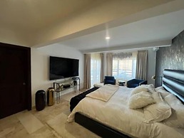 VILLA CASA BLANCA