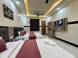 Satya Nikunj INN