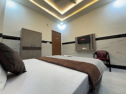 Satya Nikunj INN
