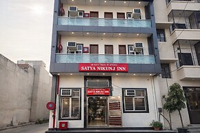 Satya Nikunj INN