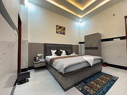 Satya Nikunj INN