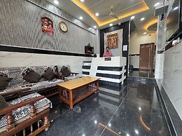 Satya Nikunj INN