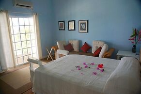 Barefoot Suites