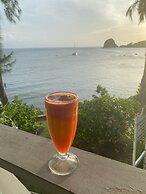 Barefoot Suites