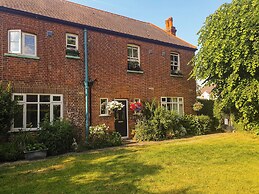 The Lodge Stanwell
