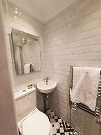 The Lodge Stanwell