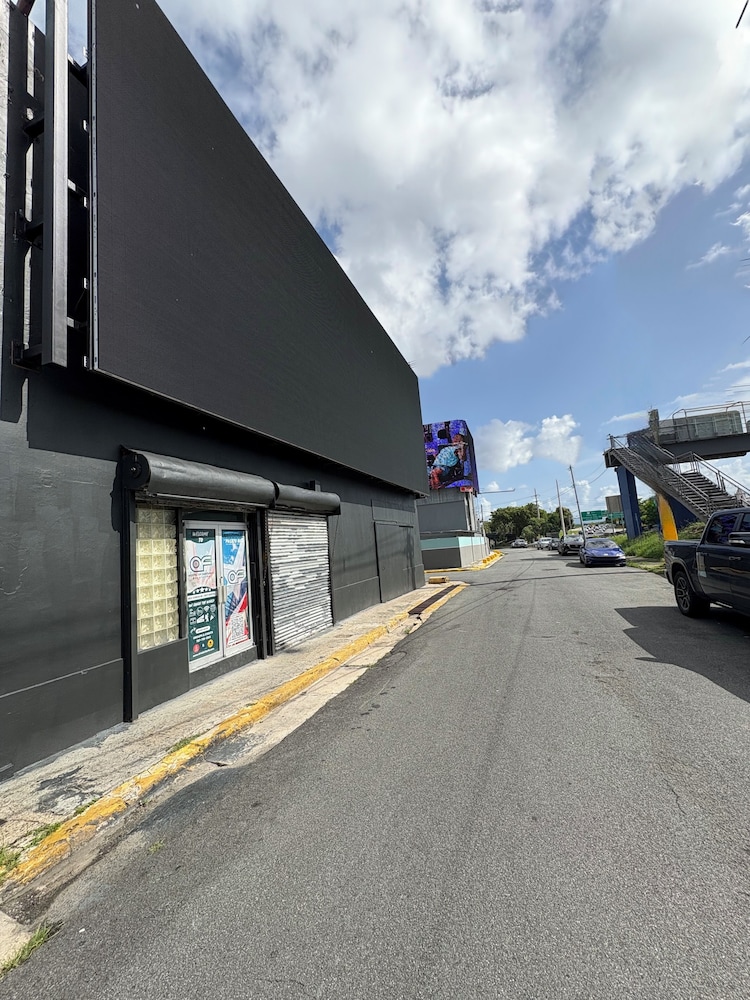 HOSTEL OF SANTURCE