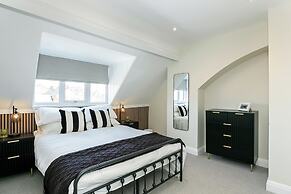 Stunning Townhouse in Cirencester