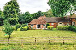 Idyllic Countryside Cottage