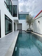 Modern Zen Vibe Pool Villa Phuket