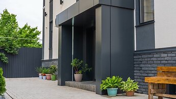 SingKolSuites