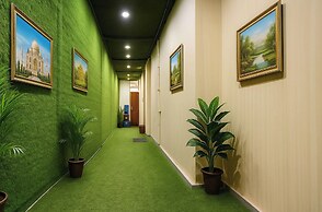 Hotel Ramayana Grand Near Ram Mandir